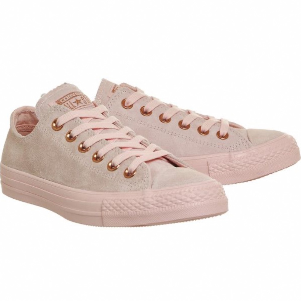 NWOT Converse Chuck Taylor All Star Low Tops in Dusty Pink Monochrome